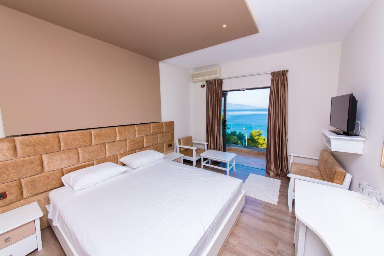 New Heaven Hotel Sarandë Exterior foto